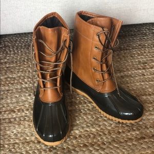 Brand new duck boots